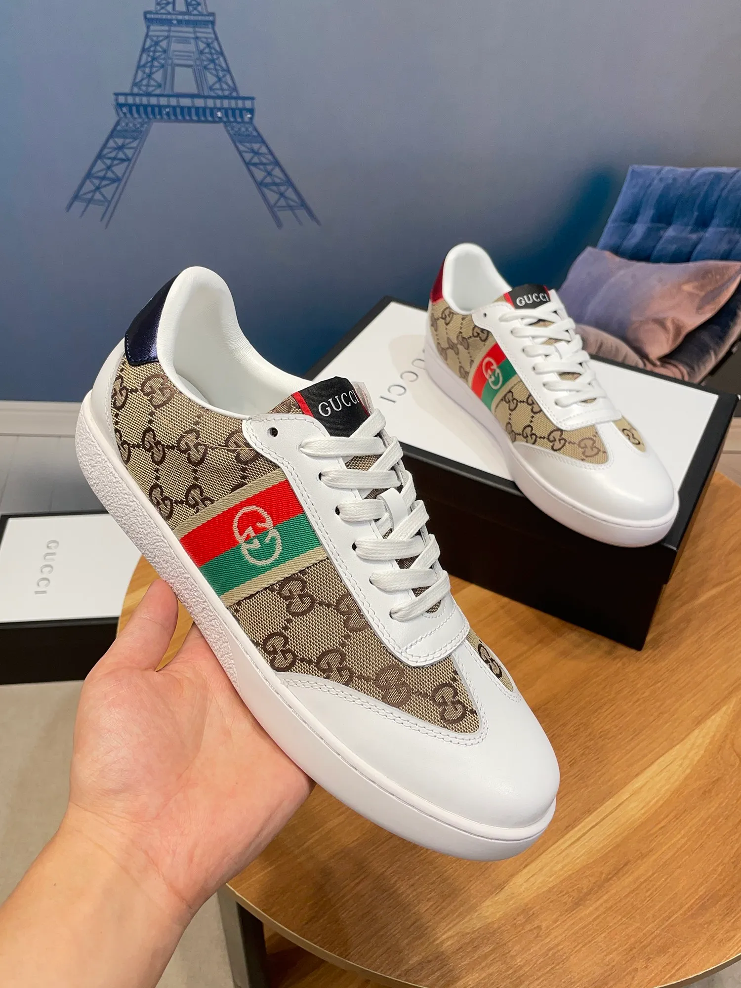 Factory price: 400💰New model is here again! [Gucci Sports Men's Shoes] Gucci fashionable casual men's shoes🇨🇳Original 1:1 mold opening, new model debuts first💯Not high-profile but avant-garde, simple, low-key and fashionable, super versatile style🌿Made with original cowhide leather and cloth➕Sheepskin lining🎋The version is comfortable on the feet, first-class workmanship🍍Size 38-44, (customized 45)👉